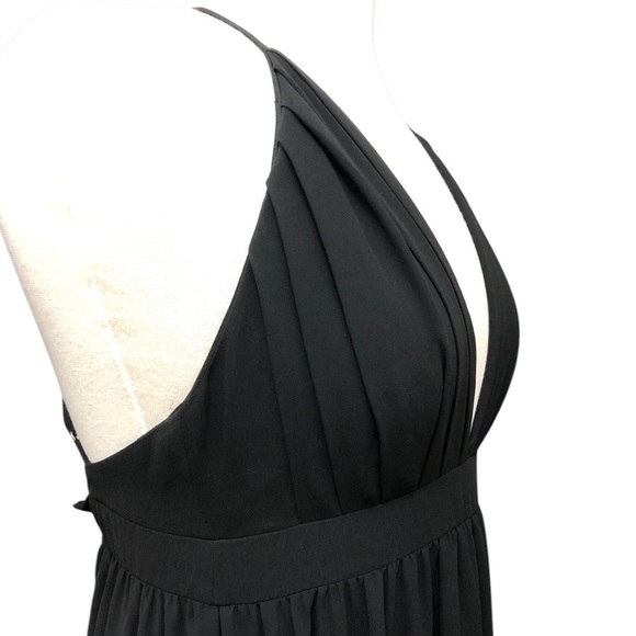 Forever 21 Black Plunging Maxi Dress - Picture 3 of 11